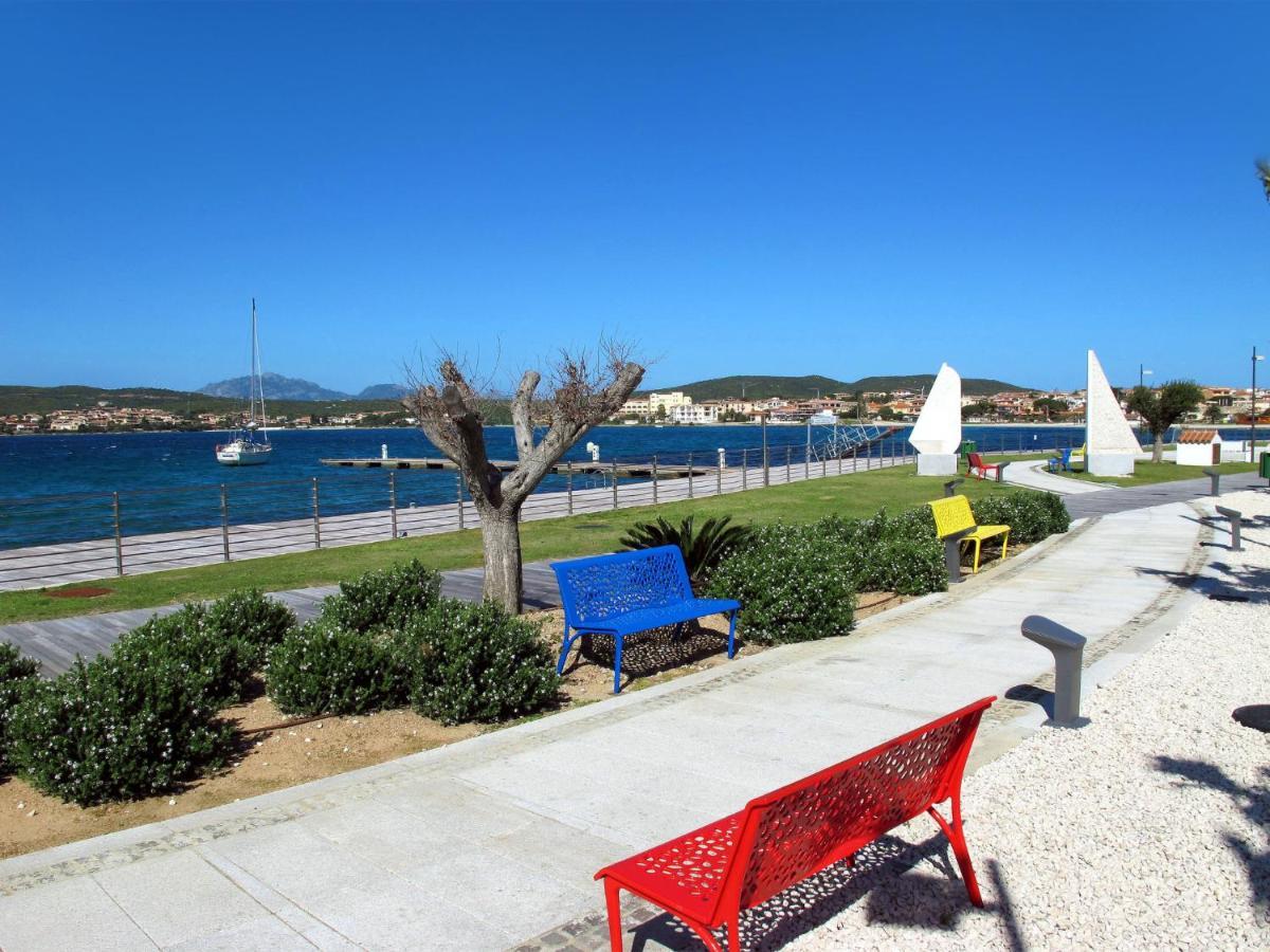 Apartment Giuly By Interhome Golfo Aranci Exterior photo